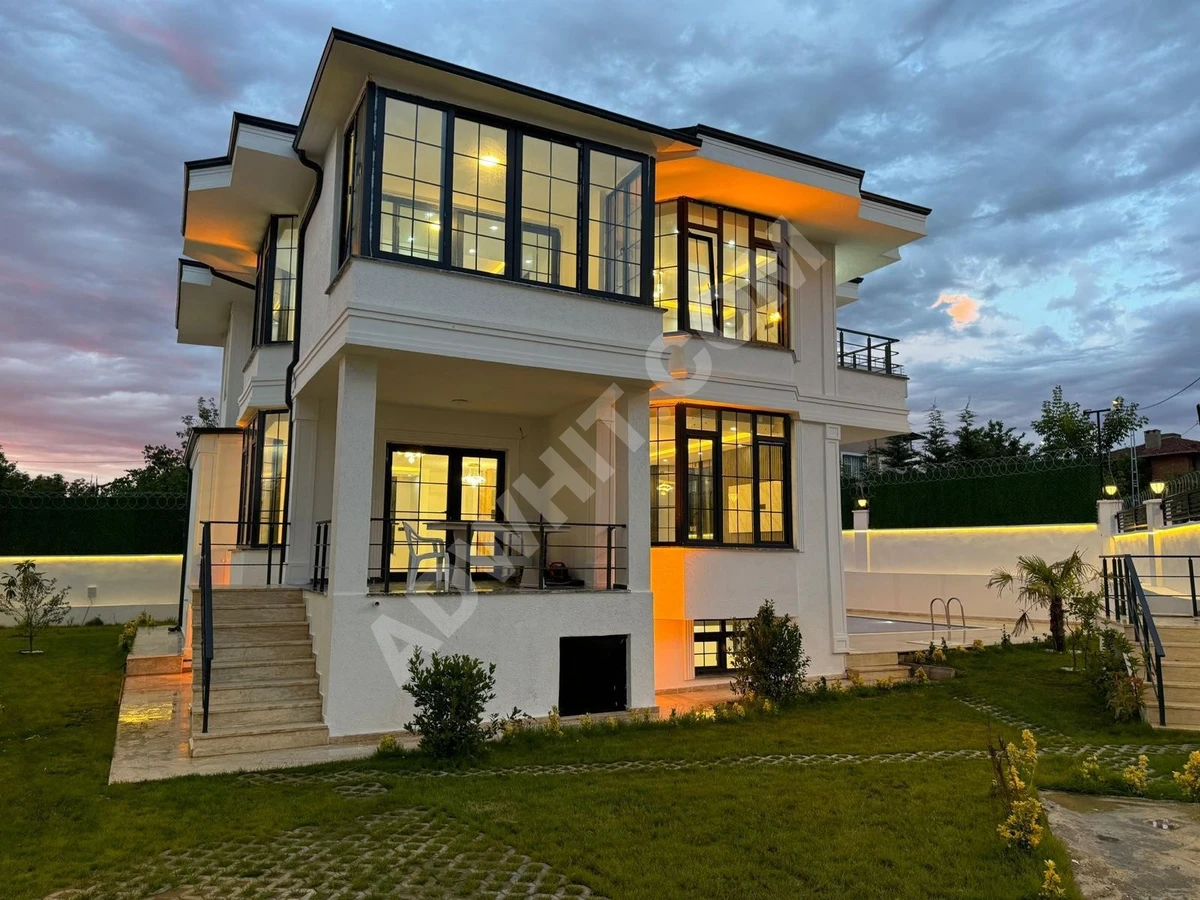 ULTRA LÜKS DENİZ MANZARALI HAVUZLU MÜSTAKİL VİLLA görsel