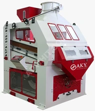 Çakıl ve taş ayırma makinesi