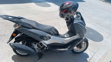 Seyahat nedeniyle satılık motosiklet