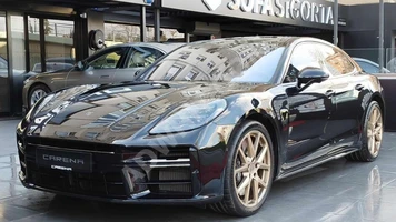 PANAMERA TURBO E-HYBRID AKTIVE car, 2024 model - Available exclusively in Turkey