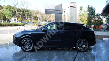 FLORYA RENT A CAR 2021 PORSCHE CAYENNE COUPE