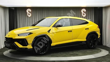 LAMBORGHINI URUS PERFORMANTE 2024 model - Carbon package, 4 doors, B&O sound system