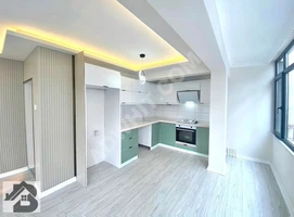 ⫸ من AKÇAY BEST EMLAK العقارات⫷ في المركز، بدون مصاريف إضافية، شقة زاوية بالقرب من البحر 2+1