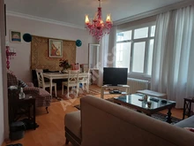 CİHANGİR'DE SATILIK 1+1 DAİRE - NET 60 M² KAPALI MUTFAKLI görsel 2