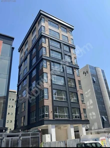 E-5 YENİ SAHRA METRO DURAĞI YANINDA 2500 m² KOMPLE KİRALIK BİNA görsel 2