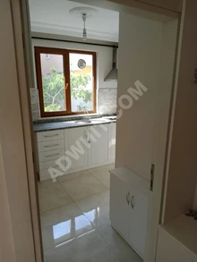 İÇERENKÖY'DE METRO DURAĞINA KOMŞU TERASLI 2+1 DUBLEKS görsel 5