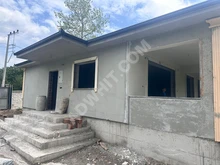 SAKARYA AKYAZI ÇAKIROĞLUNDA SATILIK MÜSTAKİL BAHÇELİ EV görsel 3