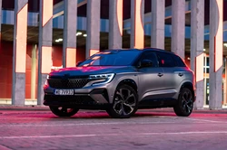 Renault Austral: Modern Teknoloji ve Üstün Performans Sunan Kompakt SUV