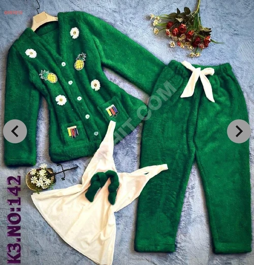 Ev İçin Kadife ve Kürk Detaylı Pijama