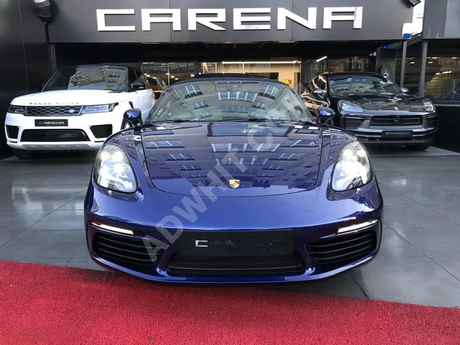 CARENA - 2022 PORSCHE 718 Boxster Cabrio 17.000 km