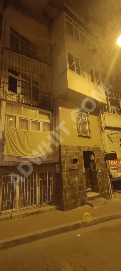 Fatih Aksaray Bekarbey Sokak Satılık Bina