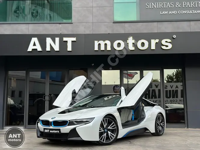 BORUSAN 2014 BMW i8 PREMIUM TECHNO+HARMAN/KARDON+YAYA KORUMA FUL