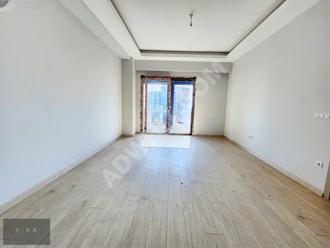 KARTAL KORDONBOYUN'DA SİTE İÇERİSİNDE SATILIK LÜKS 3+1 DAİRE