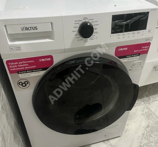 Çok temiz Altus çamaşır makinesi.