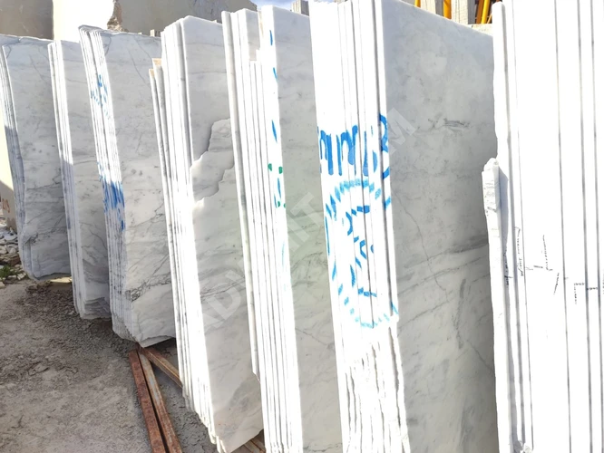 Türk Carrara mermeri