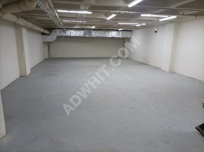 Beylikdüzü'nde İhlas Marmara 4 Sitesi içerisinde kiralık dükkan