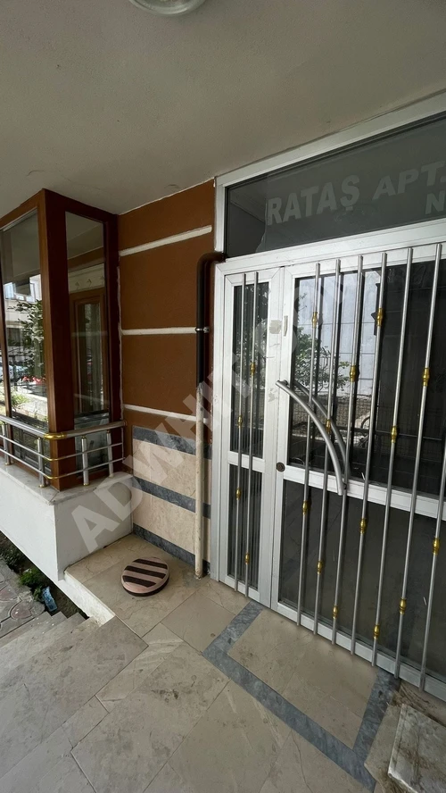 MERKEZ'de satılık yüksek giriş katında bulunan 85 metrekarelik 2+1 daire.