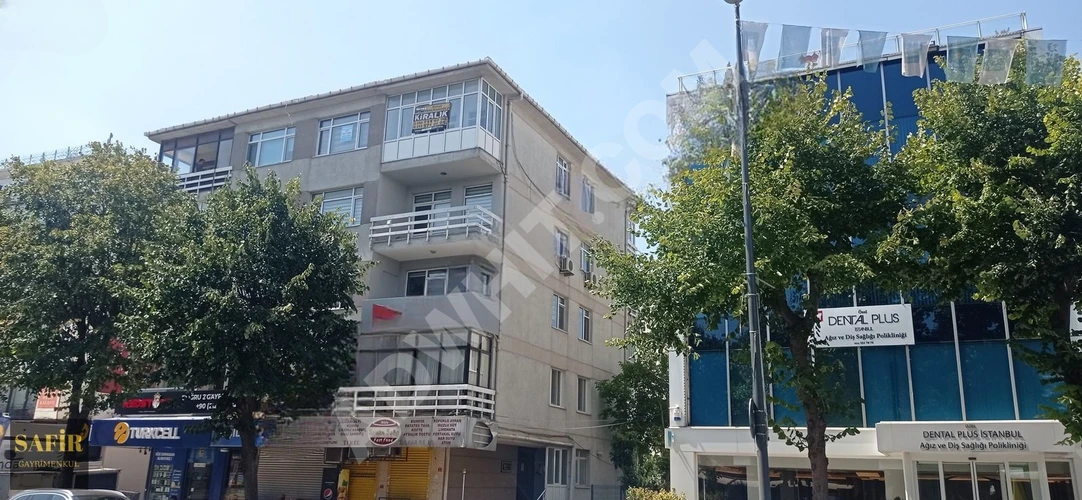SAFİR BAKIRKÖY'DEN İNCİRLİ CADDESİ ÜZERİ 3+1 KİRALIK OFİS
