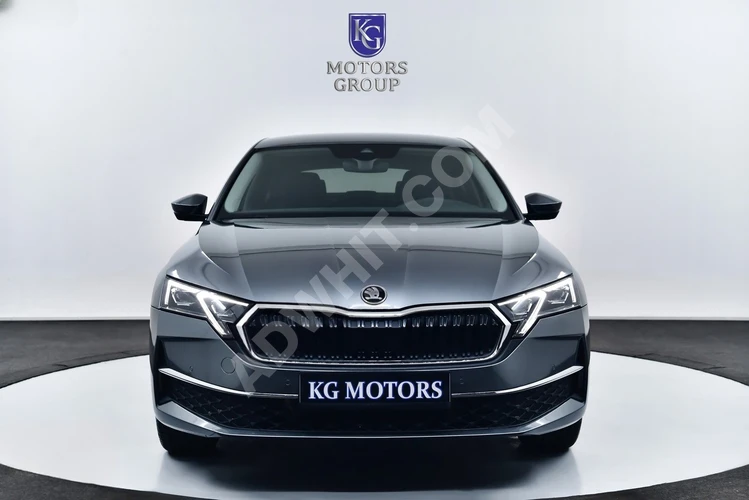 2024 SKODA OCTAVİA 1.5 E-TECH MAKYAJLI YENİ TİP PREMİUM HATASIZ