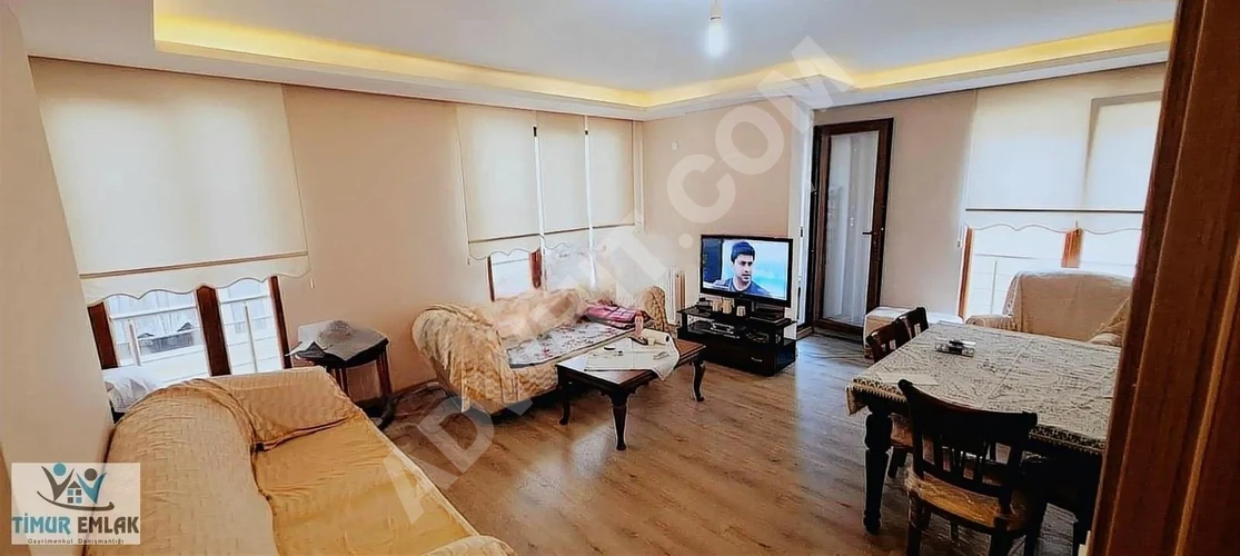 Avcılar Merkezde 4 Yıllık Binada 2+1 Geniş Arakat Daire