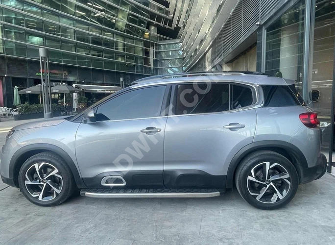 CARAY-2020 / C5 AIRCROSS 1.6 PURETECH FEEL ADVENTURE / CAM TAVAN