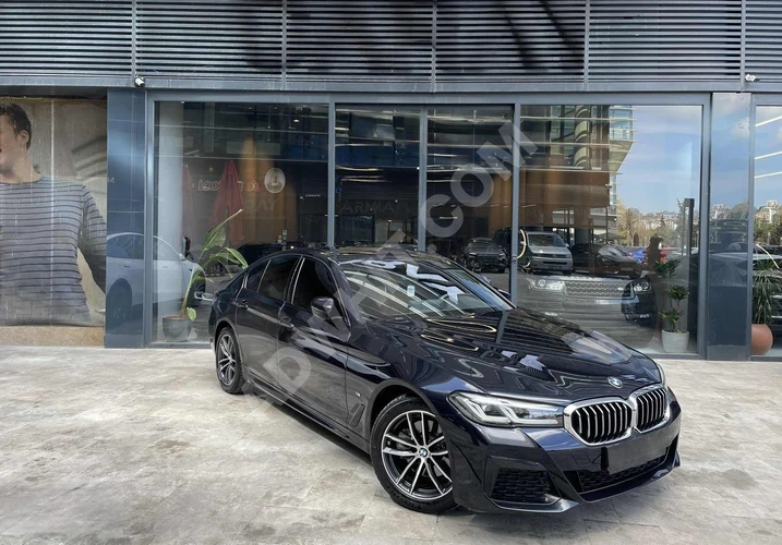 CARAY-2022 BMW 5.20i M SPORT-KARBON SİYAH-VAKUM-H.KARDON