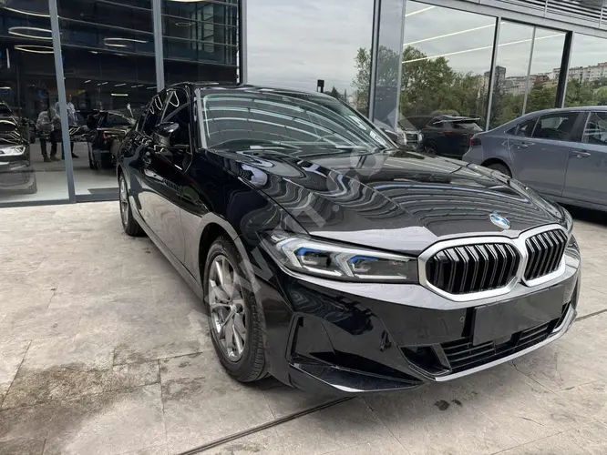 CARAY - 2024 / 320İ SPORT LİNE/SUNROOF/LAZER/ HAFIZA + ISITMA
