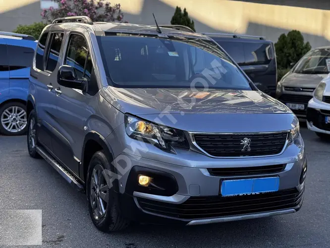 DİCLE'den 2022 RİFTER ALLURE 130HP KÖR NOKTA HATASIZ 1.79 FAİZ
