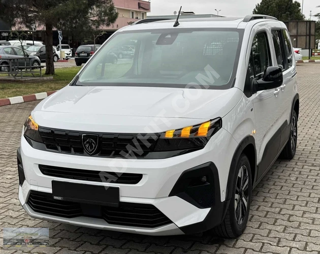 ARI'dan-YENİ KASA-2024 RİFTER GT EAT8 FULL PAKET-GARANTİLİ-TEMİZ