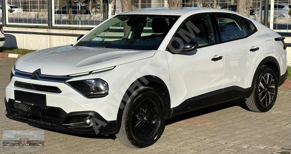 ARI'dan-2024 CİTROEN C4 X 130 HP EAT8-BOYASIZ TRAMERSİZ-GARANTLİ