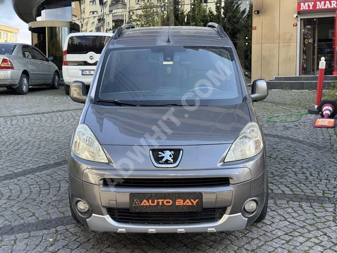2010 GENİŞ AİLELERE ÖZEL PARTNER TEPEE TAVAN KAPUT BOYASIZZ