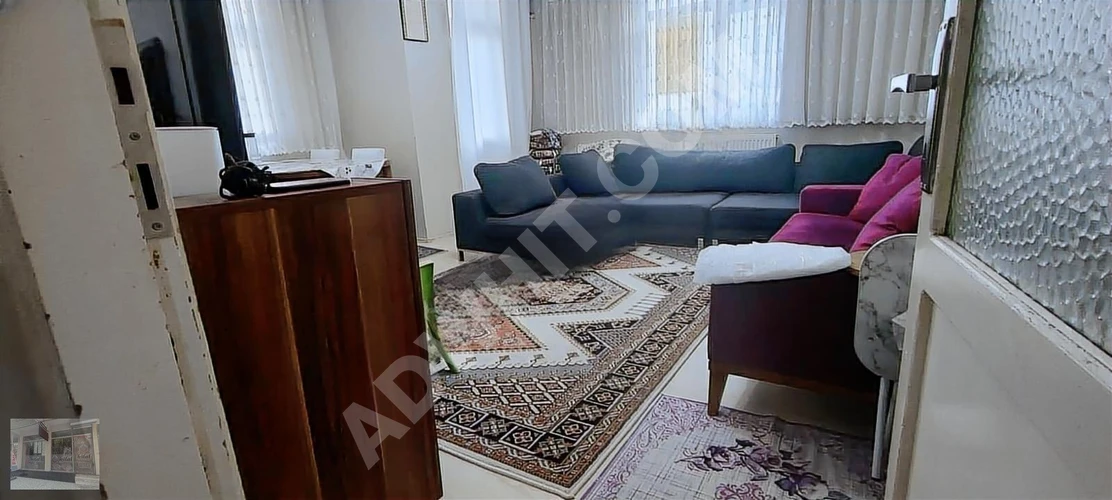 BAHÇELİEVLER ARA KAT SATILIK DAİRE
