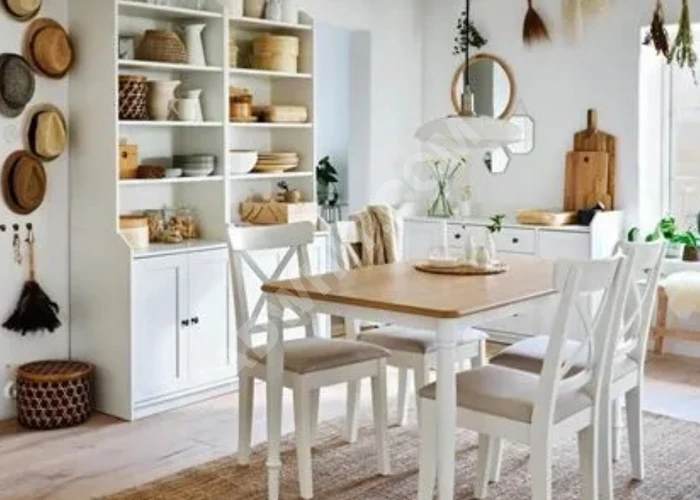 Beyaz renkli 4 sandalyeli IKEA mutfak masa takımı