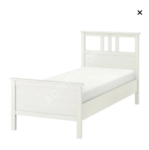 Tek kişilik yatak takımı, yatak örtüsü ve yastık, IKEA'dan.