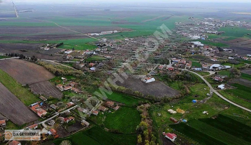 IŞIK EMLAK GÜVENCESİYLE SATILIK TARLA İMAR SINIRINDA LÜLEBURGAZ