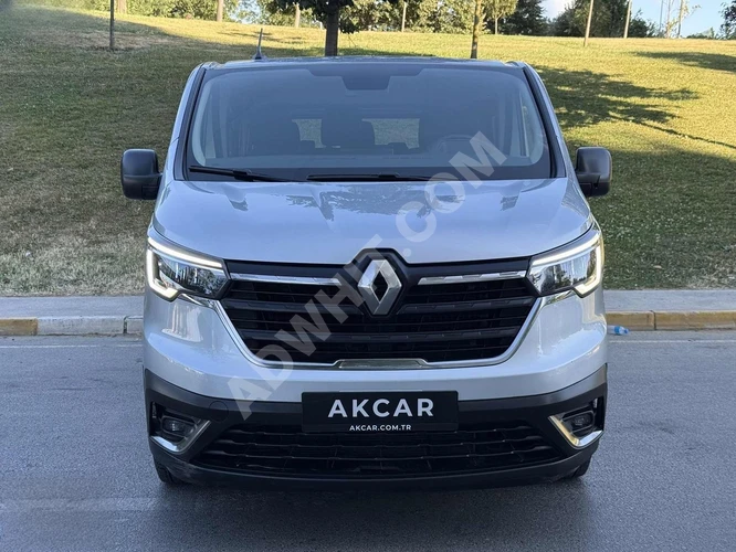 AKCAR-RENAULT TRAFİC 5+1 OTOMATİK-HATASIZ BOYASIZ-EKRANLI-KAMERA