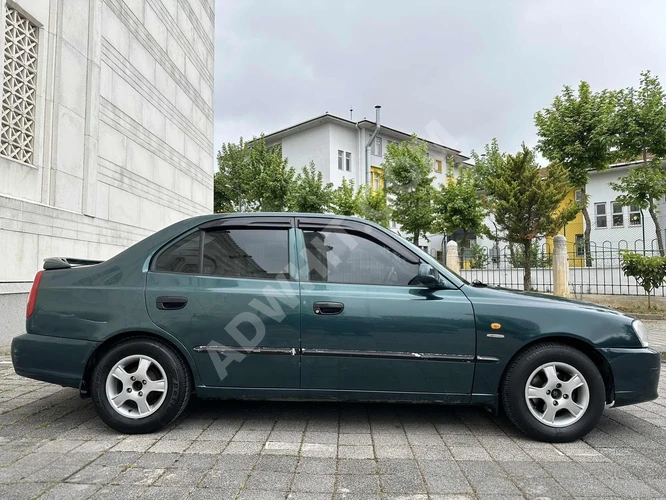 HİRA'dan 2000 MODEL HYUNDAİ ACCENT 1.5İ GL/OTOMATİK/290 BİN KM