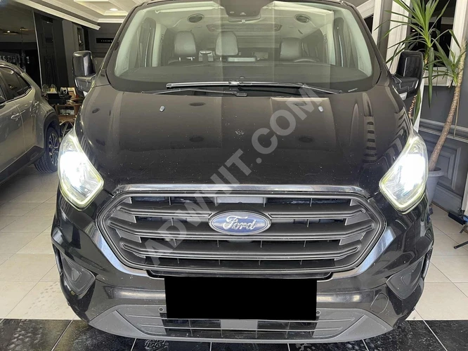 ÇETİNERLER OTO'DAN CUSTOM 320 L DELUXE 9+1 CAMLI VAN %20 KDV