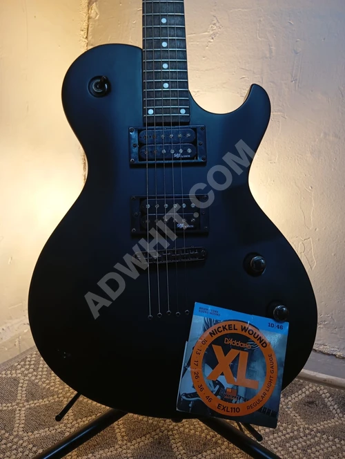 elektro gitar acil satılık pazarlık edebiliriz 