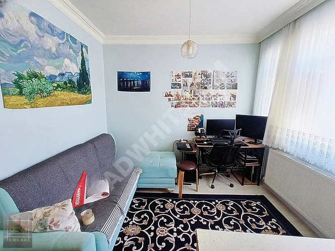DEVA dan İCADİYEDE ANA CADDEYE YAKIN NEZİH MUHİTTE DÜZ GİRİŞ KAT