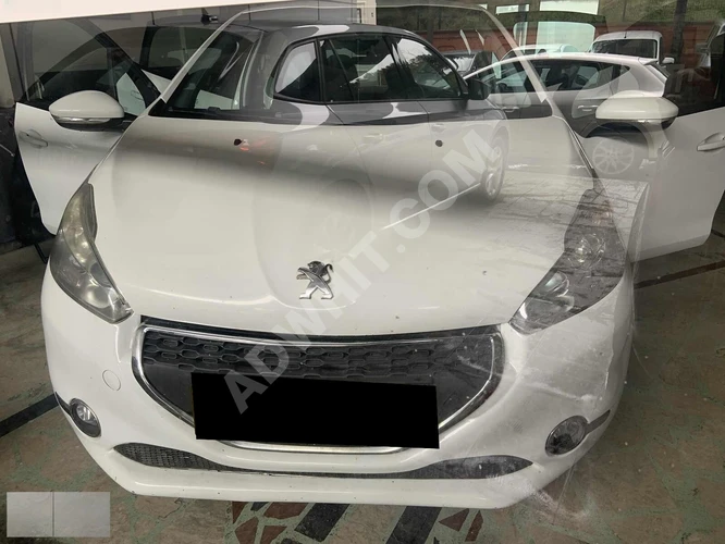 BB AUTO'DAN PEUGEOT 208 1.4 DİESEL % 1,89 kredi oranı ile