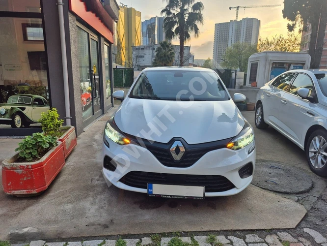 HOŞEL OTOMOTİV,DEN 2021 MODEL CLIO 1.0 SCE İLK ELDEN