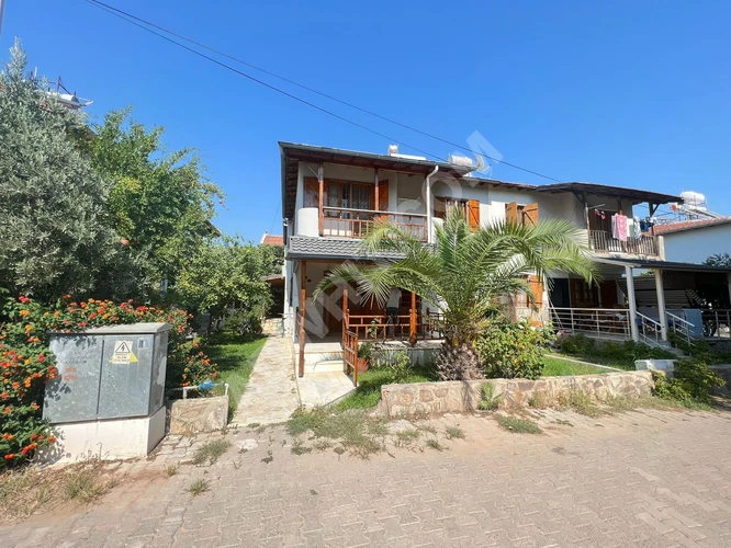 Seferihisar Ürkmezde Deniz Tarafınde Satılık 3+1 Villa