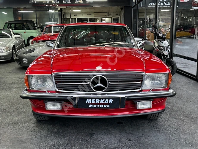 MERKAR - 1973 Mercedes-Benz 350 SLC
