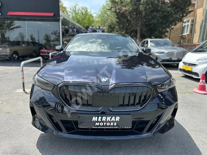MERKAR - 2023 YENİ 520d xDrive Msport PRO HATASIZ TAM DOLU BAYİ