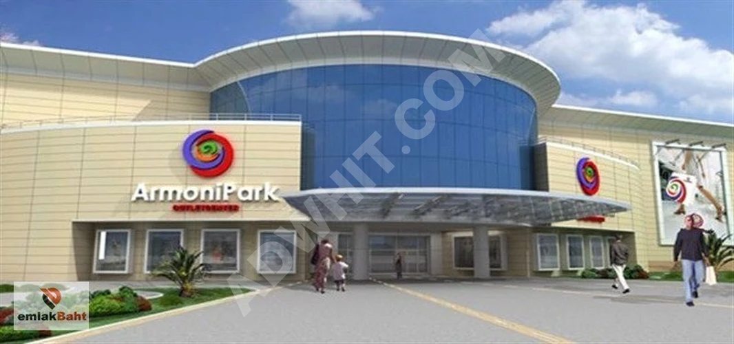 SEFAKÖY MERKEZDE HALKALI CD.20MT MESAFEDE 180m2 BODRUMLU DÜKKAN