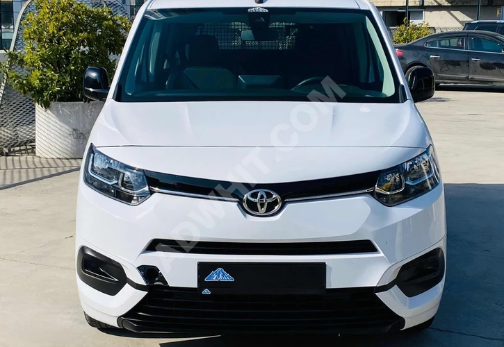 TEKİNDAĞ'DAN 2024 PROACE CİTY 1.5D DREM OTOMATİK %1.79ORANLA''