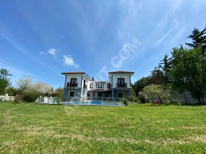 Avrupa Yakası'nda kiralık villa, İstanbul.