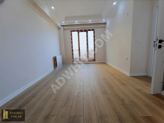 KÜÇÜKÇEKMECE SEFAKÖY TEVFİKBEYDE SATILIK SIFIR DAİRE 2+1ARA KAT