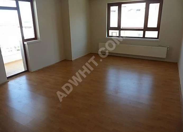 ATAPARK MERKEZDE 3+1 ASANSÖRLÜ 140M2 YAPILI